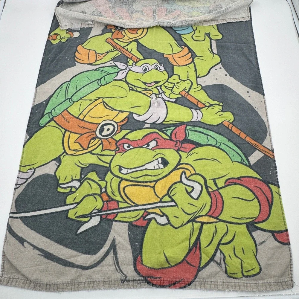 Vintage Teenage Mutant Ninja Turtles TMNT Beach Towel 28x52 Distressed Retro‎